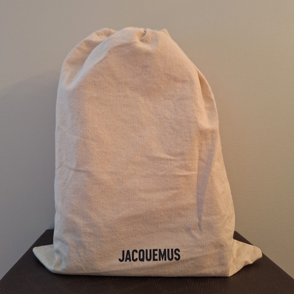 Jacquemus Le Chiquito Moyen - Picture 8 of 8